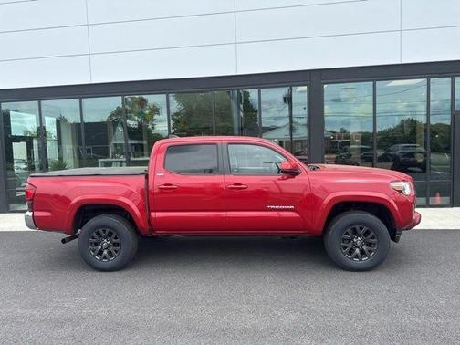 Barcelona Red Metallic 2022 Toyota Tacoma SR5