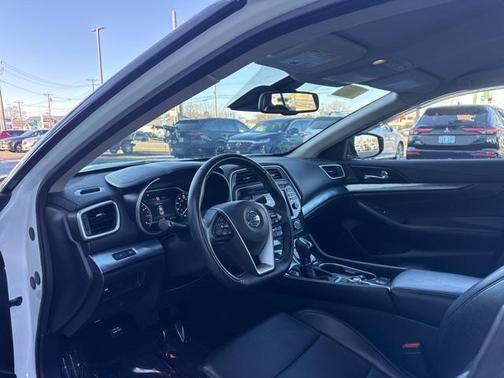 2021 Nissan Maxima SV