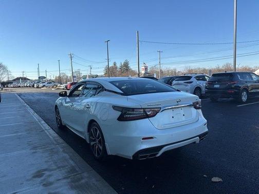 2021 Nissan Maxima SV