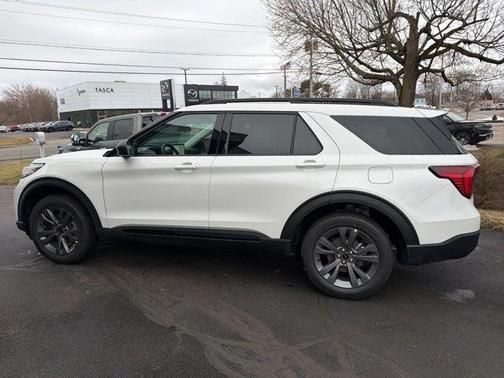 Star White 2026 Ford Explorer Active