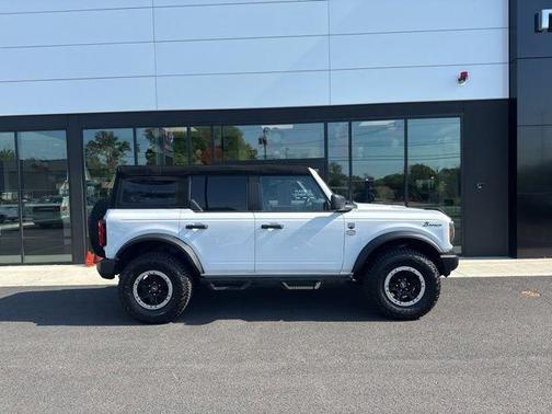 Oxford White 2023 Ford Bronco Big Bend