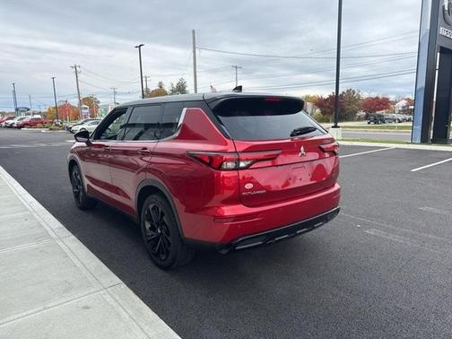 2023 Mitsubishi Outlander 