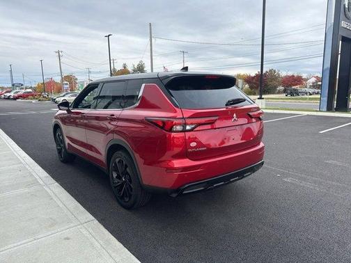 2023 Mitsubishi Outlander 