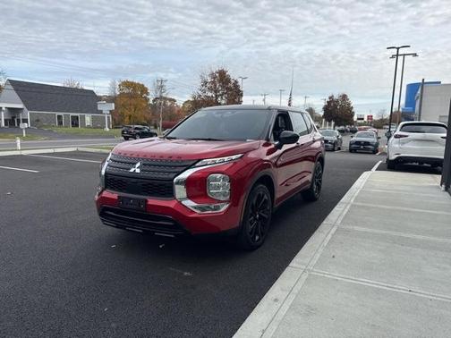 2023 Mitsubishi Outlander 