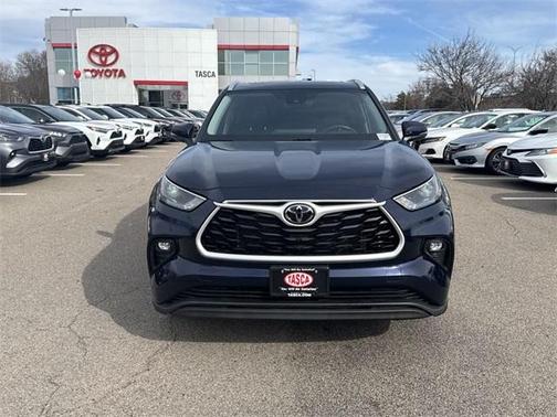 2024 Toyota Highlander XLE