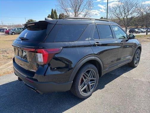 Black 2026 Ford Explorer ST-Line
