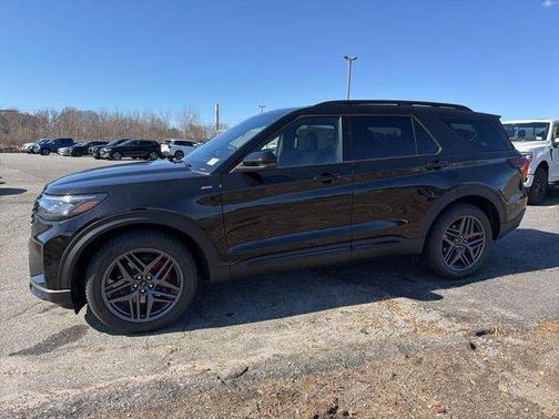 Black 2026 Ford Explorer ST-Line