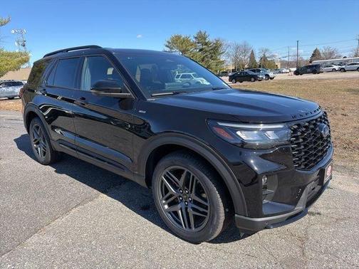 Black 2026 Ford Explorer ST-Line