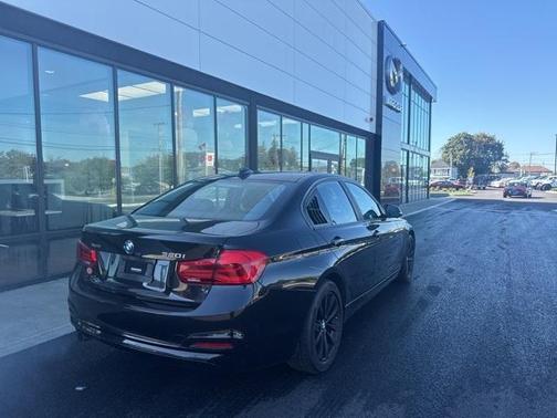2017 BMW 320 i xDrive