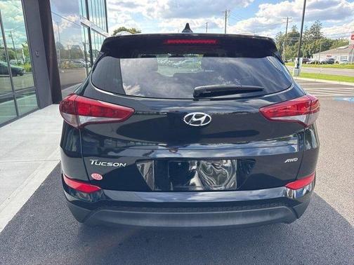 2017 Hyundai TUCSON SE Plus