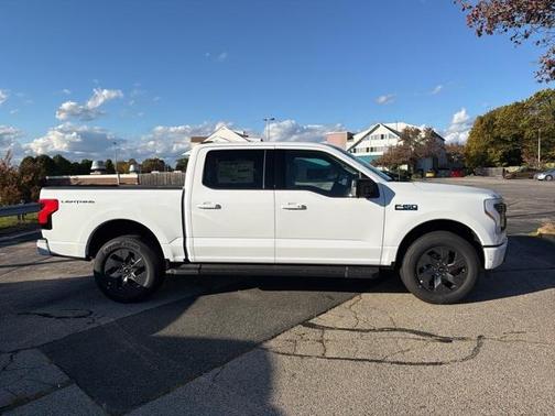 2025 Ford F-150 Lightning Flash