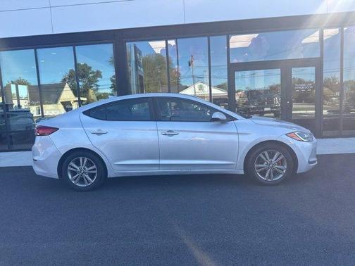 2017 Hyundai ELANTRA Value Edition