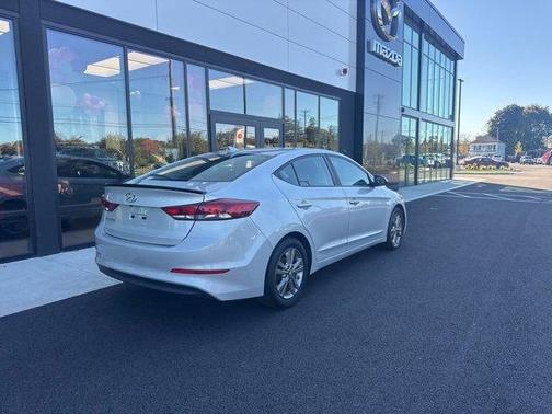 2017 Hyundai ELANTRA Value Edition