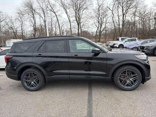 Agate Black Metallic 2026 Ford Explorer ST