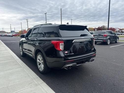 2023 Ford Explorer Platinum
