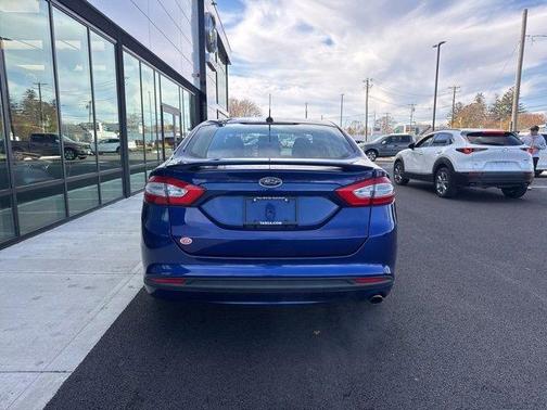 2013 Ford Fusion Hybrid SE