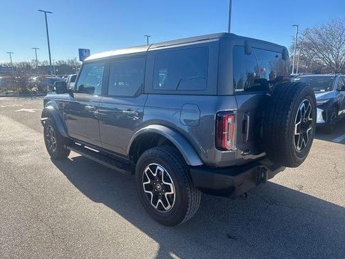 2022 Ford Bronco Outer Banks