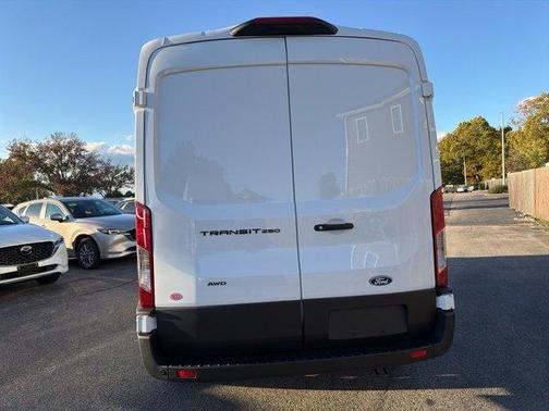 2026 Ford Transit-250 MR