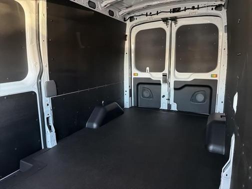 2026 Ford Transit-250 MR