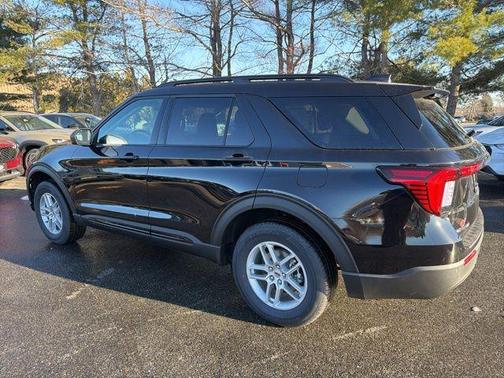 Black Metallic 2026 Ford Explorer Active