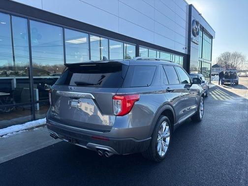 2022 Ford Explorer Platinum