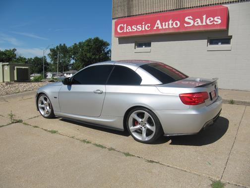 Silver 2013 BMW 335 is