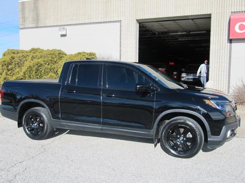 2019 Honda Ridgeline Black Edition