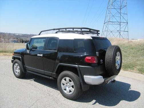 2007 Toyota FJ Cruiser Upgrade #2 All Options 6-speed