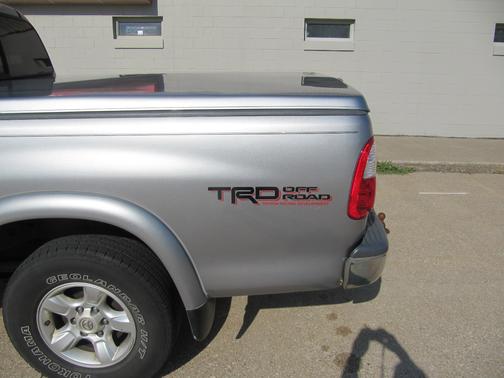 Silver 2005 Toyota Tundra SR5 Access Cab