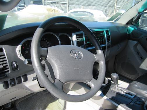 2004 Toyota 4Runner SR5 Sport