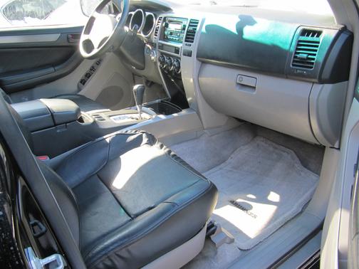 2004 Toyota 4Runner SR5 Sport