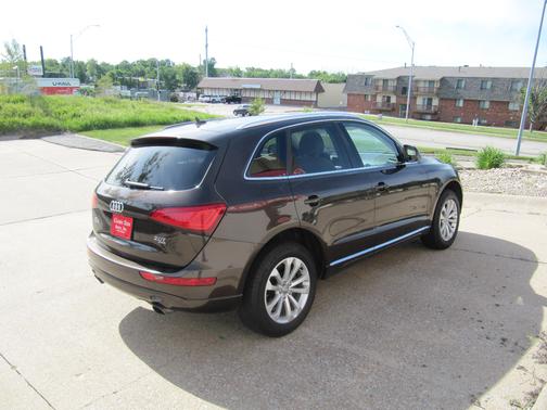 Brown Metallic 2013 Audi Q5 2.0T Premium Plus