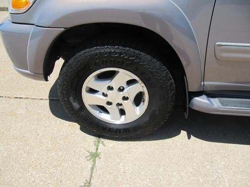 2001 Toyota Sequoia Limited