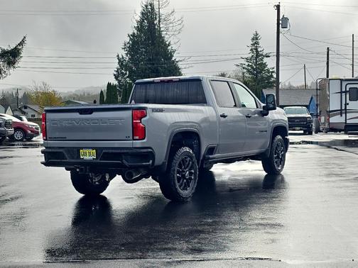 2026 Chevrolet Silverado 3500 LT