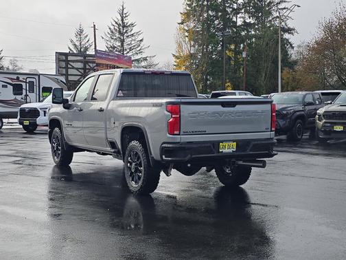 2026 Chevrolet Silverado 3500 LT