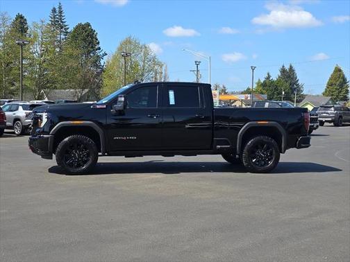 2025 GMC Sierra 2500 AT4