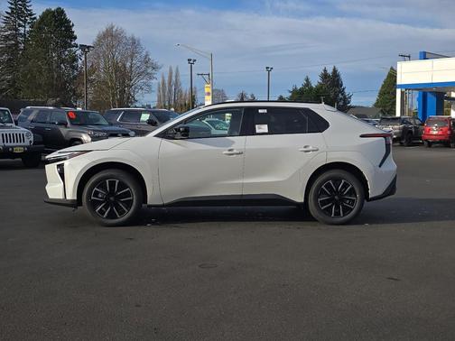 2026 Toyota bZ XLE Plus