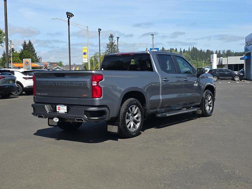 Satin Steel Metallic 2021 Chevrolet Silverado 1500 RST
