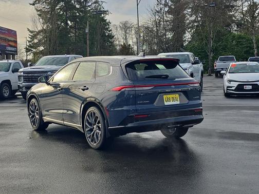 2025 Toyota Crown Signia Limited