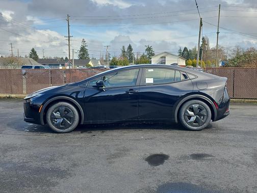 Midnight Black Metallic 2026 Toyota Prius Plug-In Hybrid SE