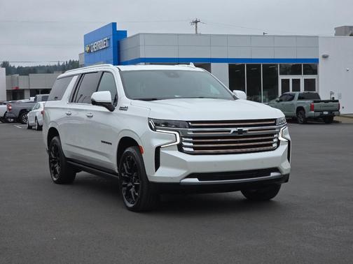 2023 Chevrolet Suburban 4WD High Country