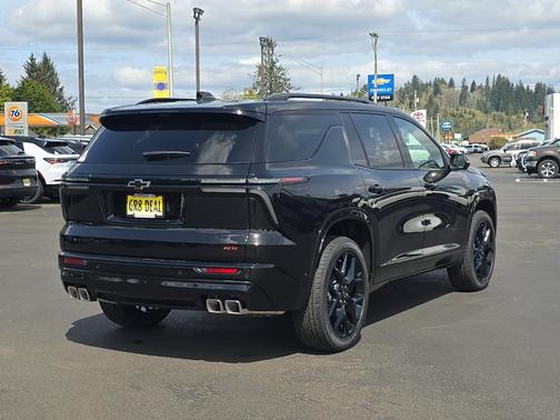 Mosaic Black Metallic 2026 Chevrolet Traverse RS