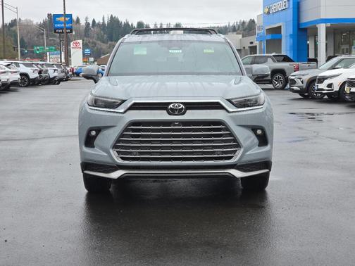 2026 Toyota Grand Highlander Hybrid Limited MAX