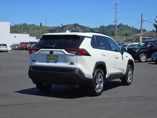 2021 Toyota RAV4 Hybrid XLE Premium