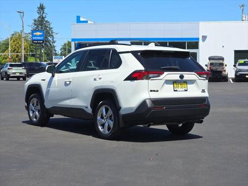 2021 Toyota RAV4 Hybrid XLE Premium