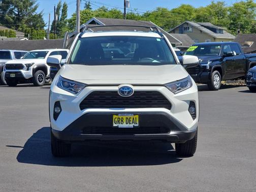2021 Toyota RAV4 Hybrid XLE Premium