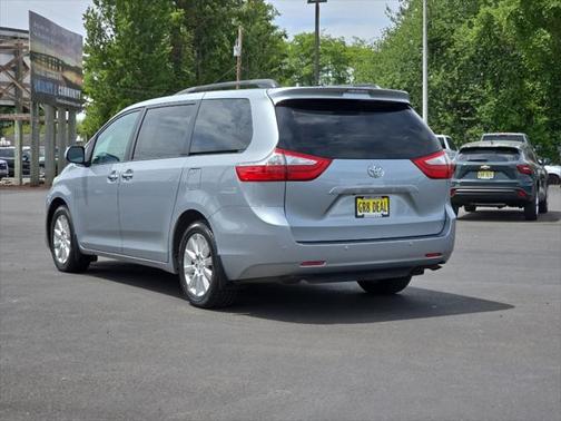 2015 Toyota Sienna XLE