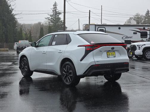 2026 Toyota bZ XLE Plus