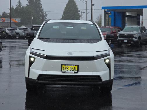 2026 Toyota bZ XLE Plus