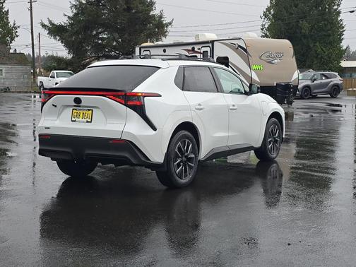 2026 Toyota bZ XLE Plus